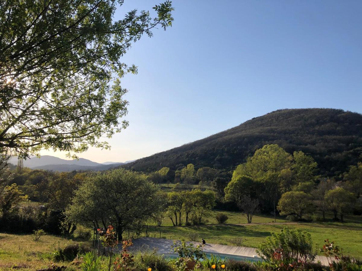 Domaine De Montbarri Bed & Breakfast La Tour-sur-Orb Bagian luar foto